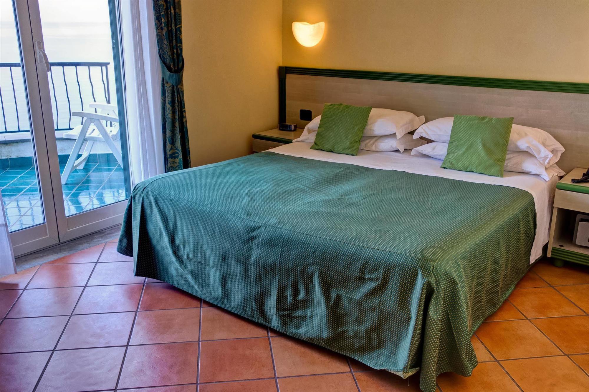 Best Western Hotel La Conchiglia Palinuro Exteriör bild