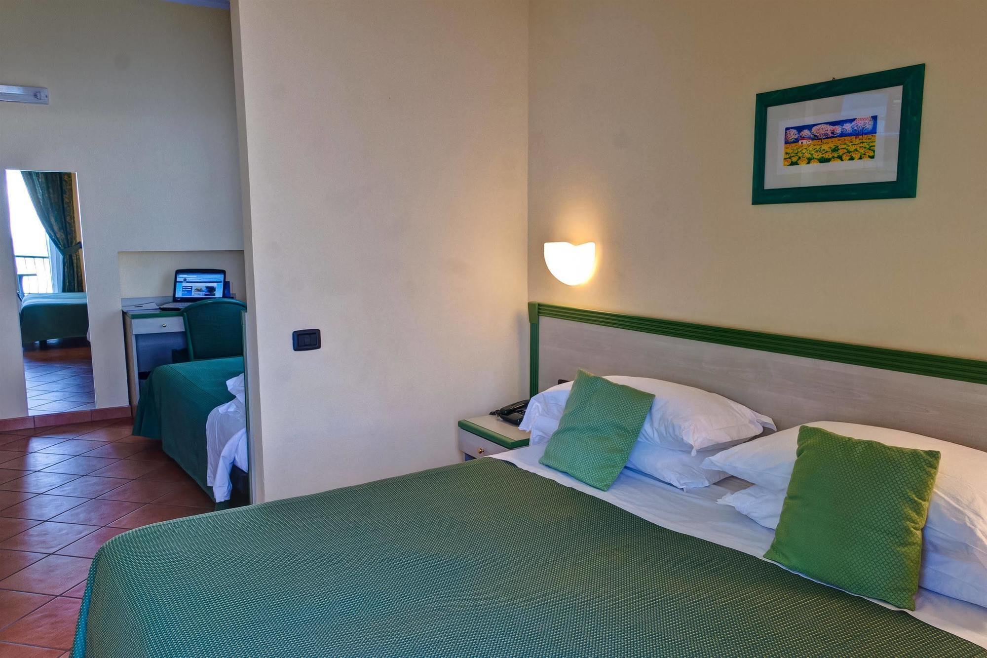 Best Western Hotel La Conchiglia Palinuro Exteriör bild